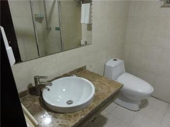 Guan Zhong Hotel Huayin Exterior photo