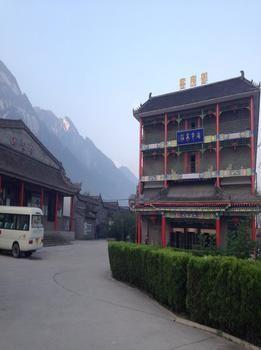 Guan Zhong Hotel Huayin Exterior photo